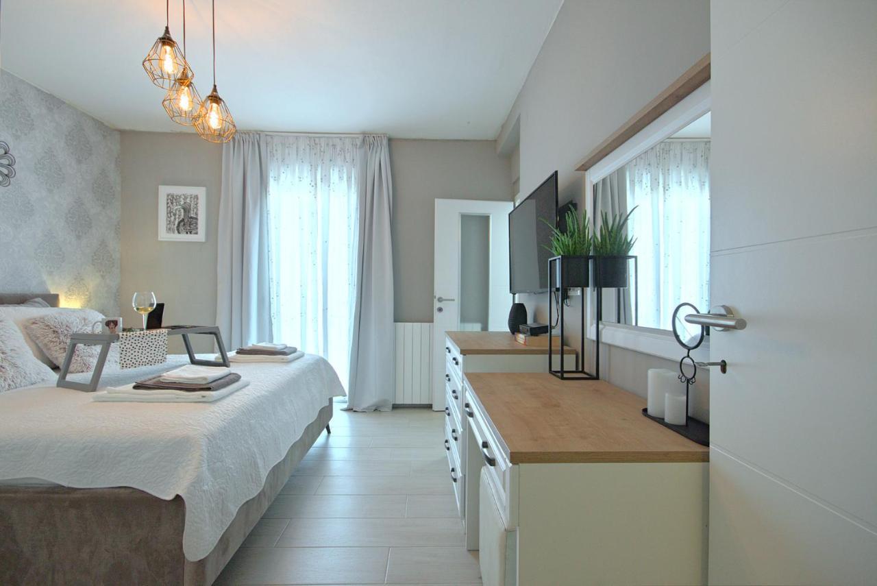 App Enterprise Umag Apartment Exterior photo