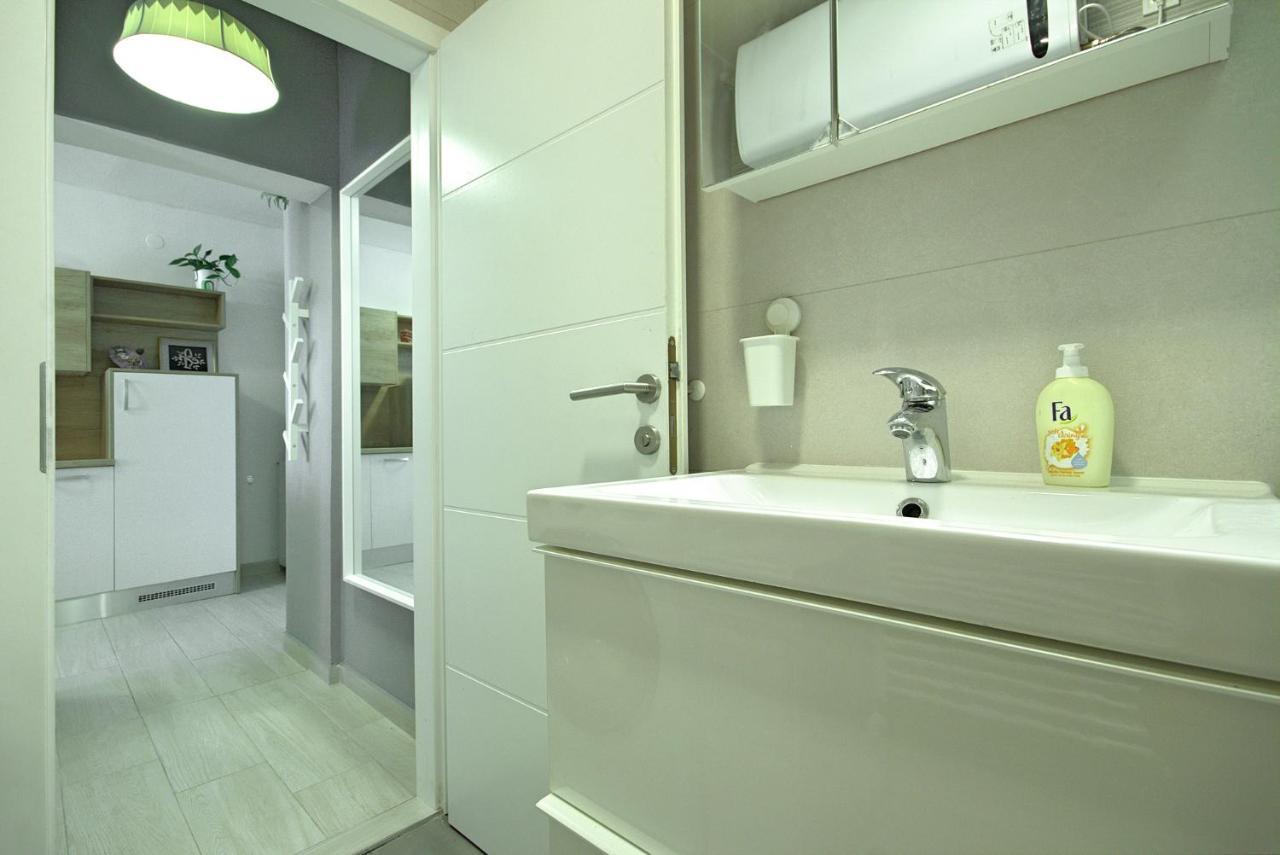 App Enterprise Umag Apartment Exterior photo